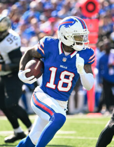 broncos, wr elijah moore agree to deal