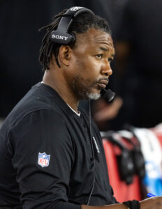 steelers to hire patrick graham as dc, add jason simmons to staff