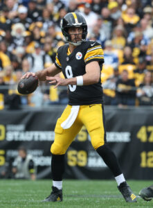 aaron rodgers not expected to re sign with steelers; team amenable to reunion