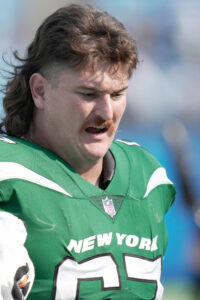 buccaneers re sign ol dan feeney