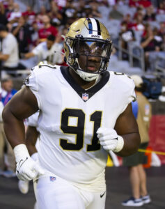 bears to sign db cam lewis, de kentavius street