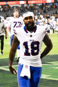 eagles to sign wr elijah moore