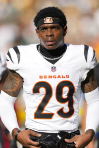 colts sign cb cam taylor britt