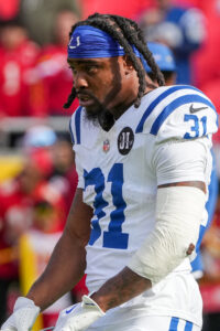 falcons sign rb tyler goodson