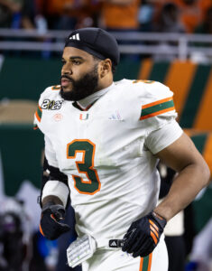 bolts grab de akheem mesidor at no. 22