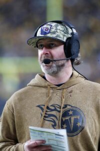 patriots to add shane bowen to staff