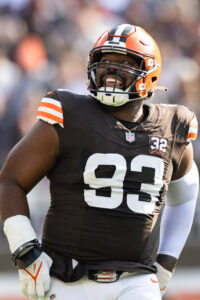 giants to sign dt shelby harris