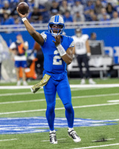 titans to sign qb hendon hooker