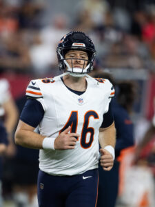 buccaneers to sign ls scott daly