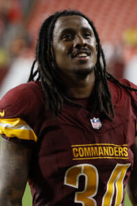 commanders re sign antonio hamilton