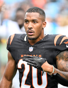 bengals nearing extension agreement with cb dj turner?