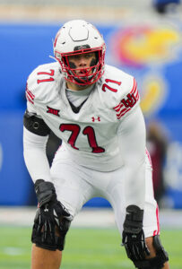 patriots sign first rounder caleb lomu