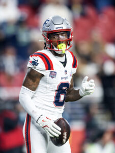 6 potential fits for wr stefon diggs