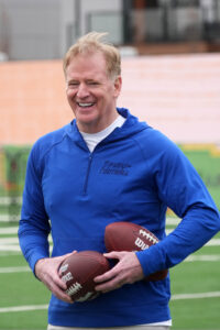 nfl owners expected to finalize roger goodell extension