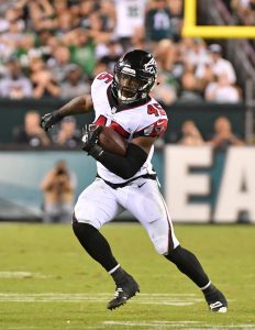 saints to sign lb deion jones