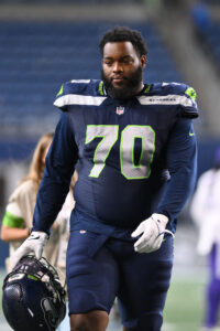 seahawks not expected to extend rg anthony bradford