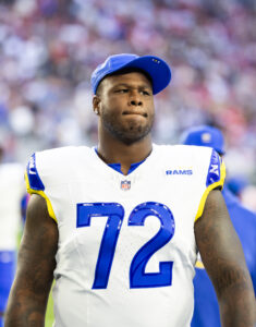 commanders to sign t d.j. humphries
