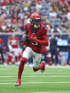 texans wr tank dell agrees to reworked contract