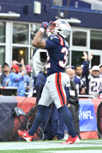 patriots rb treveyon henderson could miss time; latest on olb harold landry
