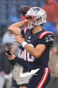 Patriots QB Drake Maye: “I Wouldn’t Say There’s A Problem With My Shoulder” patriots qb drake maye: “i wouldn’t say there’s a problem with my shoulder”